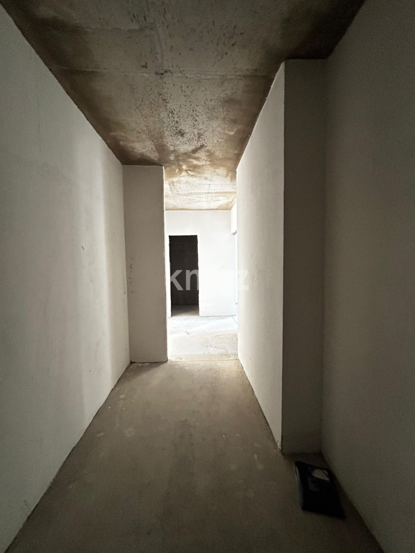 Продажа 3-комнатной квартиры, 87 м², пр. Республики, дом  23/2 в Караганде - фото 10