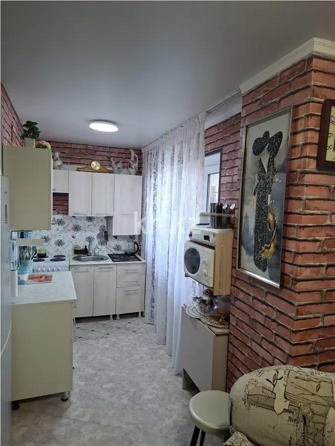 Продажа 1-комнатной квартиры, 49 м², ул. Ашимова, дом  26 в Караганде - фото 2