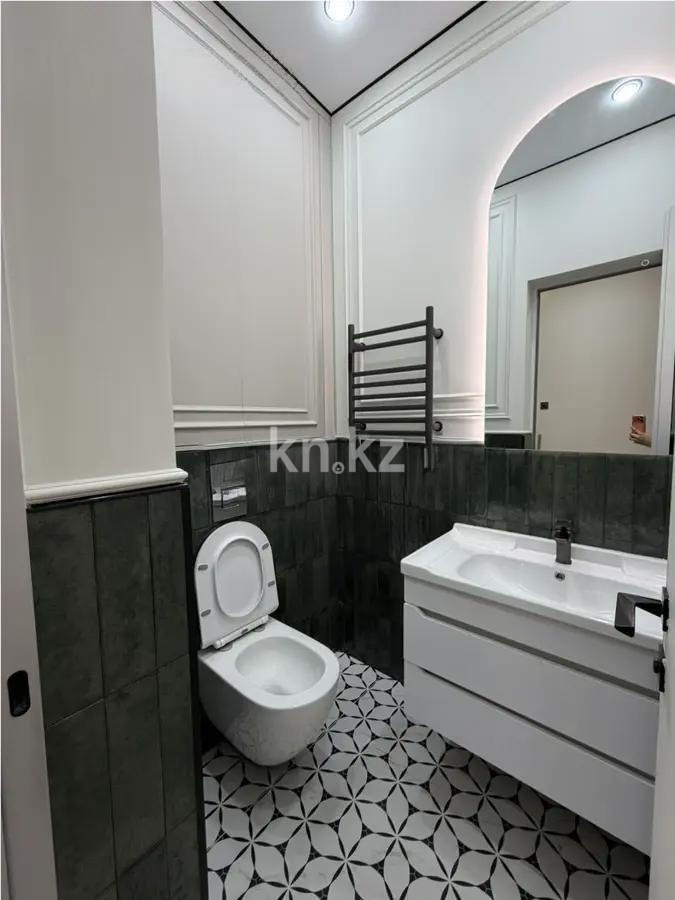 Продажа 2-комнатной квартиры, 60 м² в Алматы