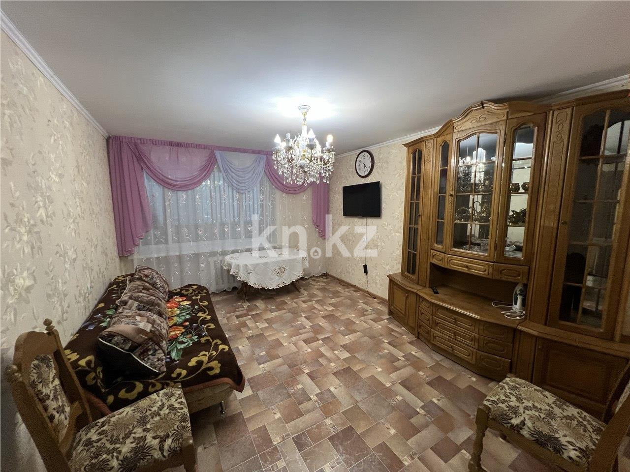 Продажа 2-комнатной квартиры, 49 м², пр. Республики в Караганде