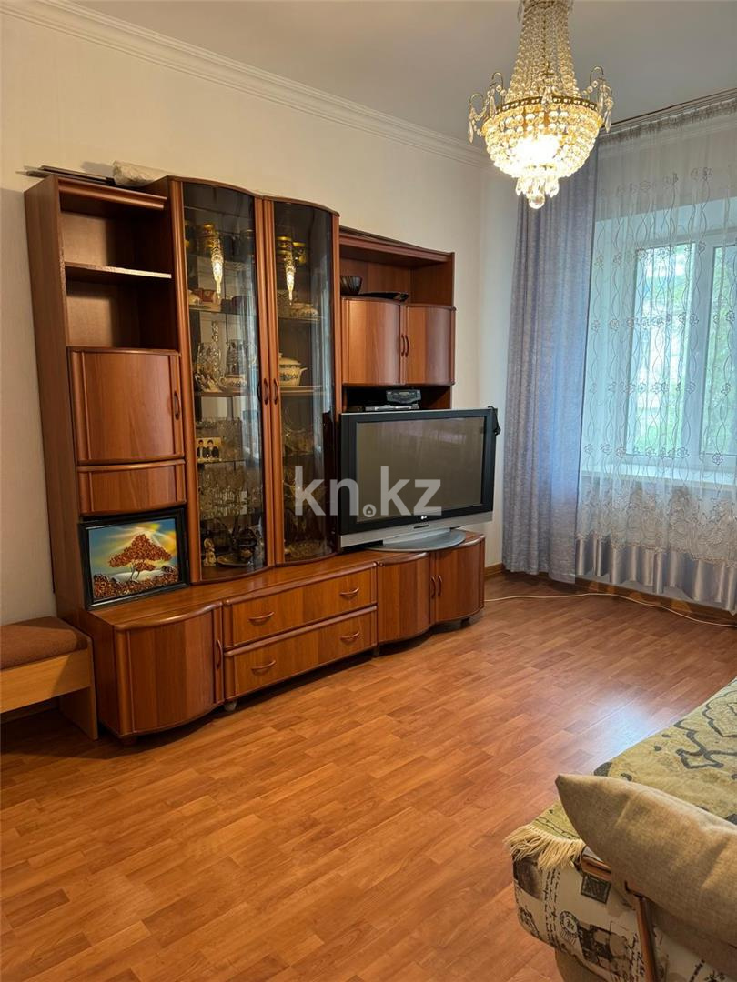 Продажа 3-комнатной квартиры, 65 м², ул. Чкалова в Караганде