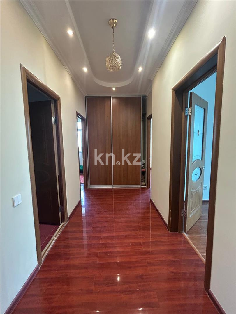 Продажа 3-комнатной квартиры, 111 м², ул. Достык в Астане - фото 15