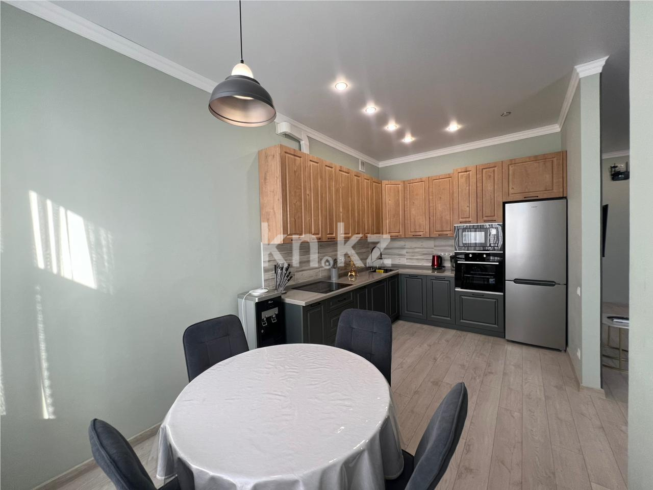 Продажа 2-комнатной квартиры, 63 м², мкр. Степной-3, дом  1/10 в Караганде - фото 9