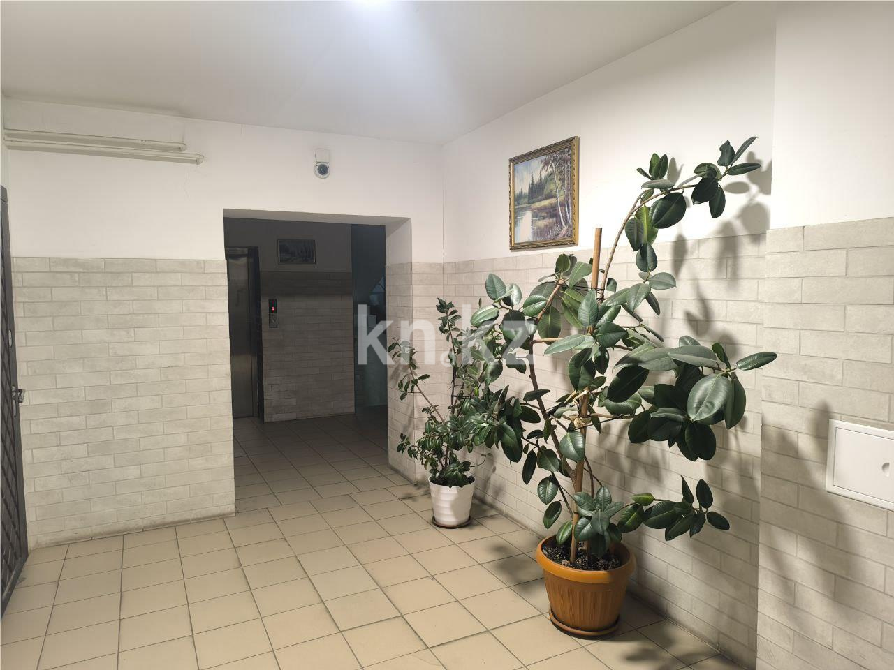 Продажа 3-комнатной квартиры, 66 м², ул. Таттимбета, дом  5/5 в Караганде - фото 14