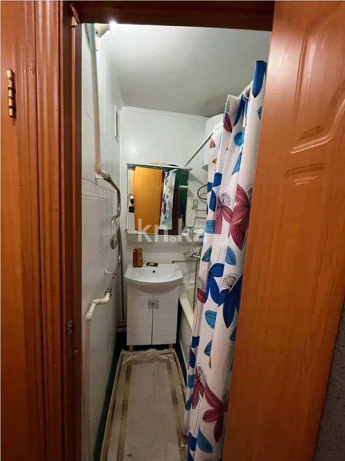 Продажа 2-комнатной квартиры, 45 м², мкр-н 16, дом  27 в Караганде - фото 5