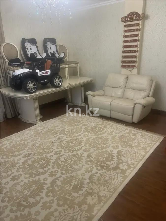 Продажа 3-комнатной квартиры, 79 м², ул. Сейфуллина, дом  41 в Астане