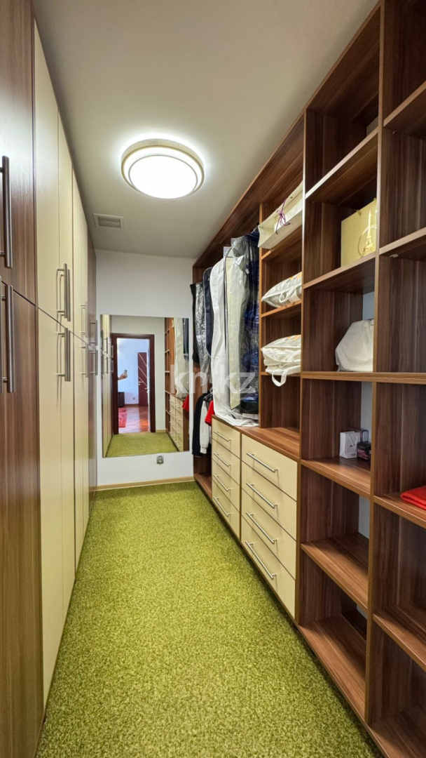 Продажа 4-комнатного дома, 360 м² в Алматы - фото 14