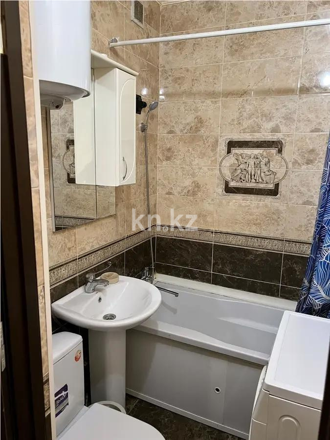 Продажа 2-комнатной квартиры, 50 м², пр. Назарбаева, дом  21 в Караганде - фото 6