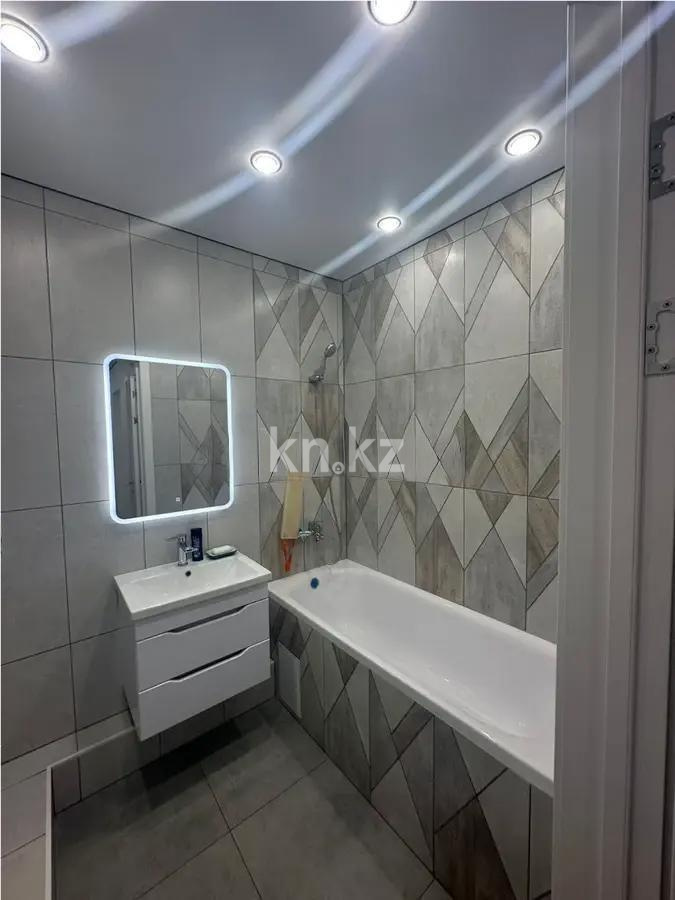 Продажа 2-комнатной квартиры, 40 м², мкр. Гажайып, дом  11/15а в Алматы - фото 3