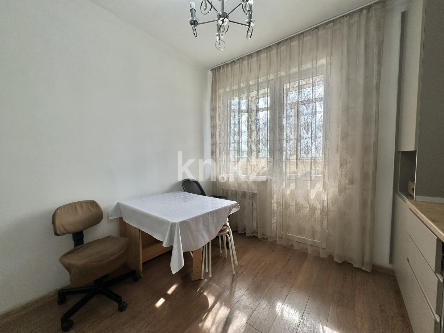 Продажа 1-комнатной квартиры, 48.7 м² в Алматы - фото 2