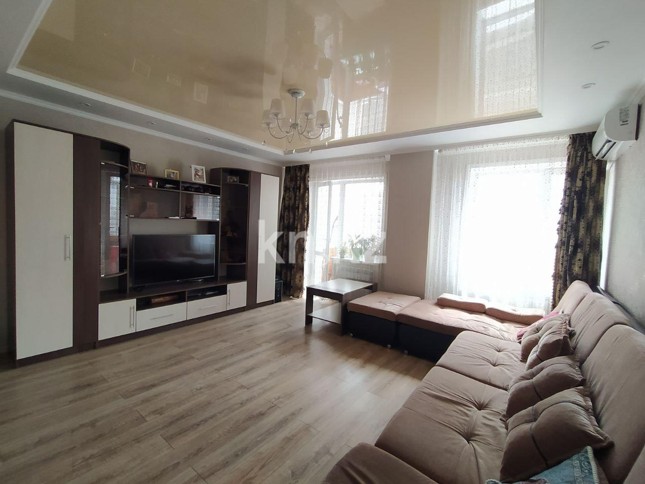 Продажа 2-комнатной квартиры, 67 м², пр. Республики в Караганде - фото 2