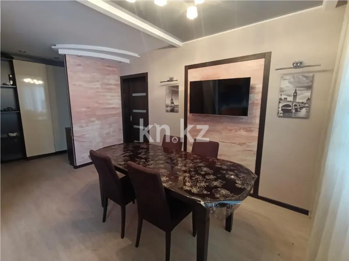 Продажа 5-комнатной квартиры, 100 м², ул. Таттимбета, дом  12 в Караганде - фото 3