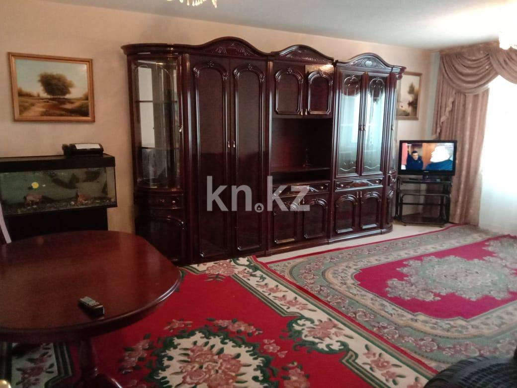 Аренда 2-комнатной квартиры посуточно, 100 м², пр. Кошкарбаева, дом  8 в Астане - фото 2