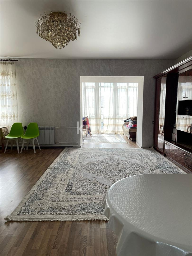 Продажа 3-комнатной квартиры, 81 м², ул. Затаевича (ранее Зональная), дом  81/4 в Караганде