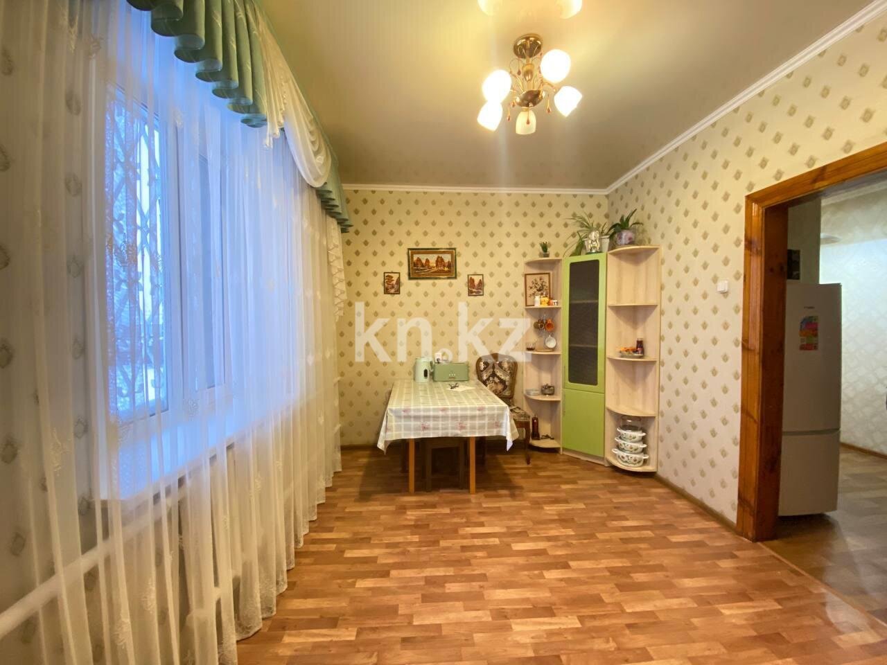 Продажа 3-комнатного дома, 217 м² в Караганде - фото 9