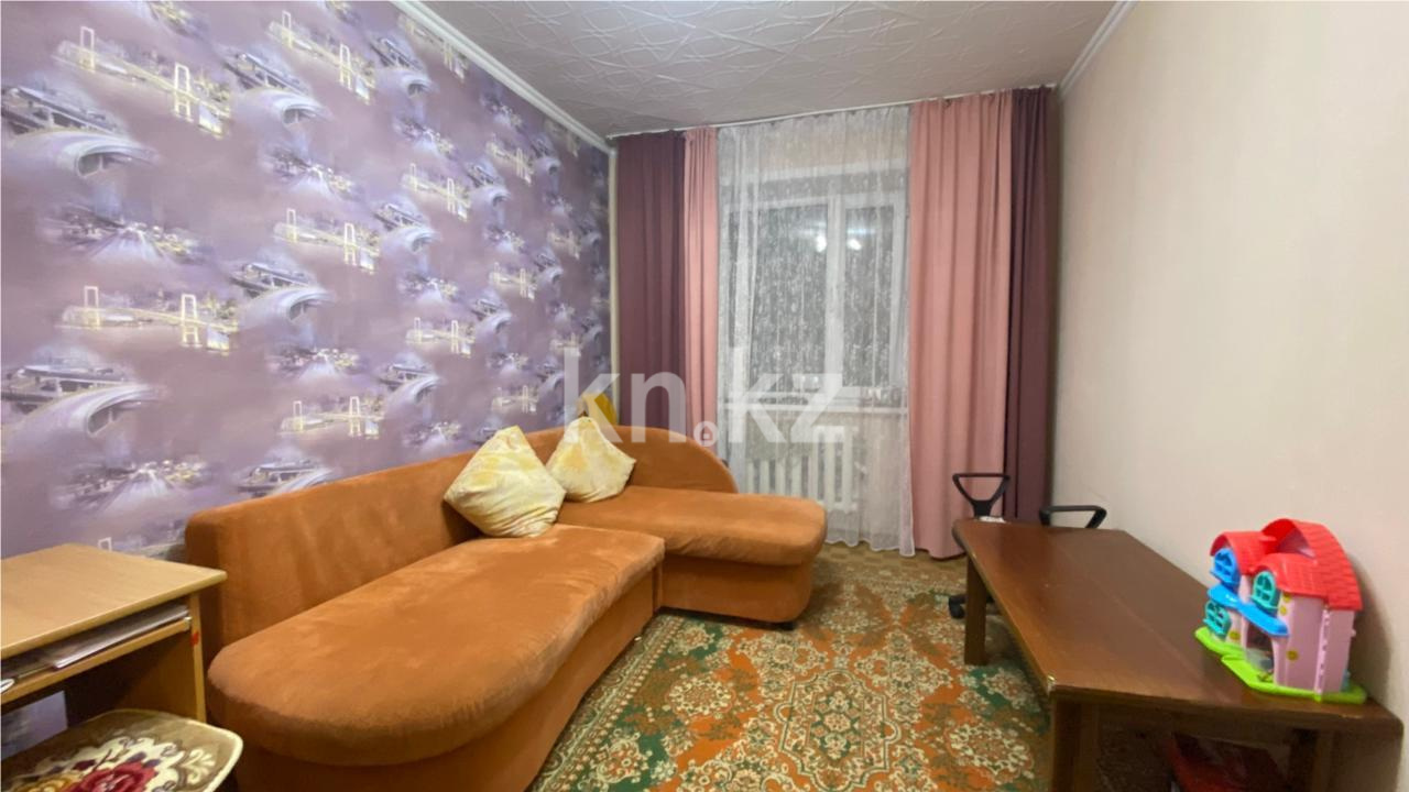 Продажа 3-комнатной квартиры, 63 м², мкр-н Гульдер-1 в Караганде - фото 3