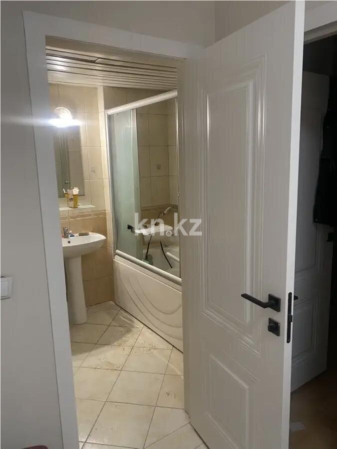 Продажа 2-комнатной квартиры, 66 м² в Алматы - фото 3