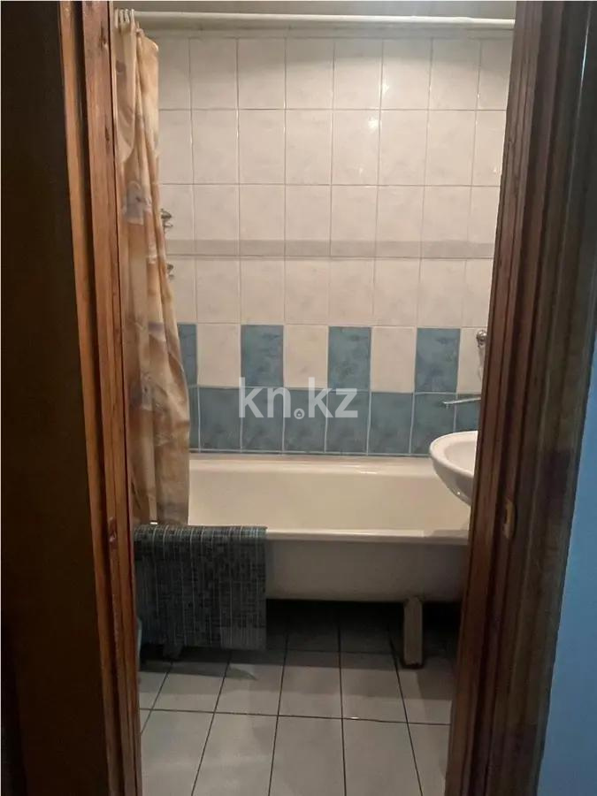 Продажа 1-комнатной квартиры, 45 м², мкр-н Аксай-2, дом  14 в Алматы - фото 2