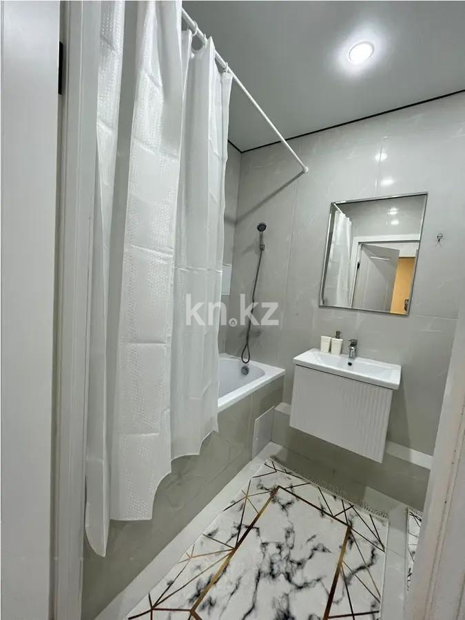 Продажа 1-комнатной квартиры, 40 м², ул. Анет баба, дом  6 в Астане - фото 3