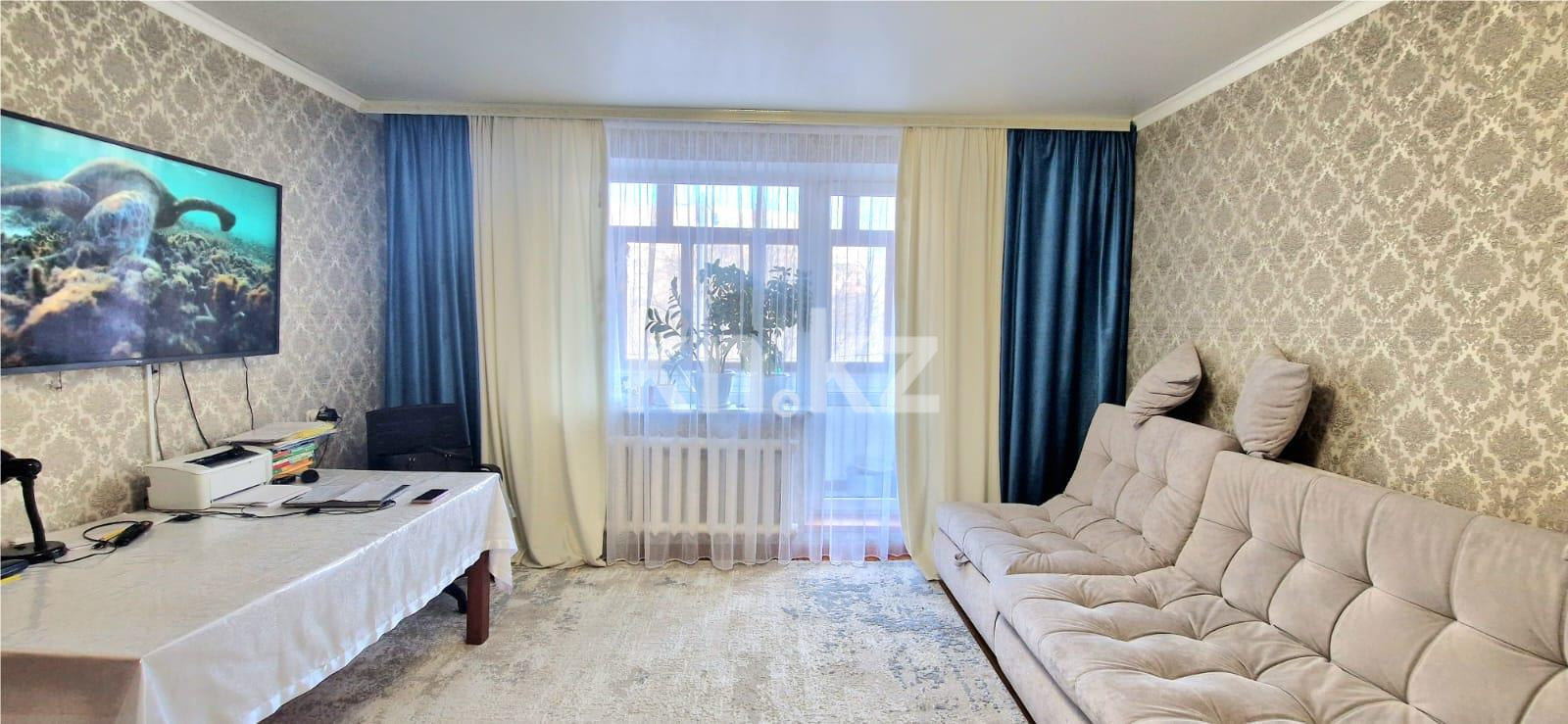 Продажа 3-комнатной квартиры, 64 м² в Караганде