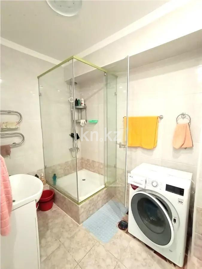 Продажа 2-комнатной квартиры, 70 м², ул. Сыганак, дом  16 в Астане - фото 4