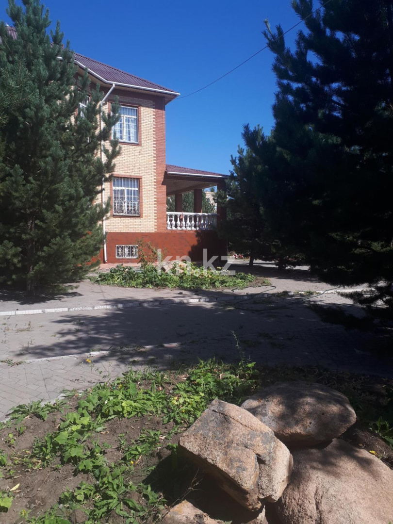 Продажа 6-комнатного дома, 371 м², ул. Ермекова, дом  91/2 в Караганде