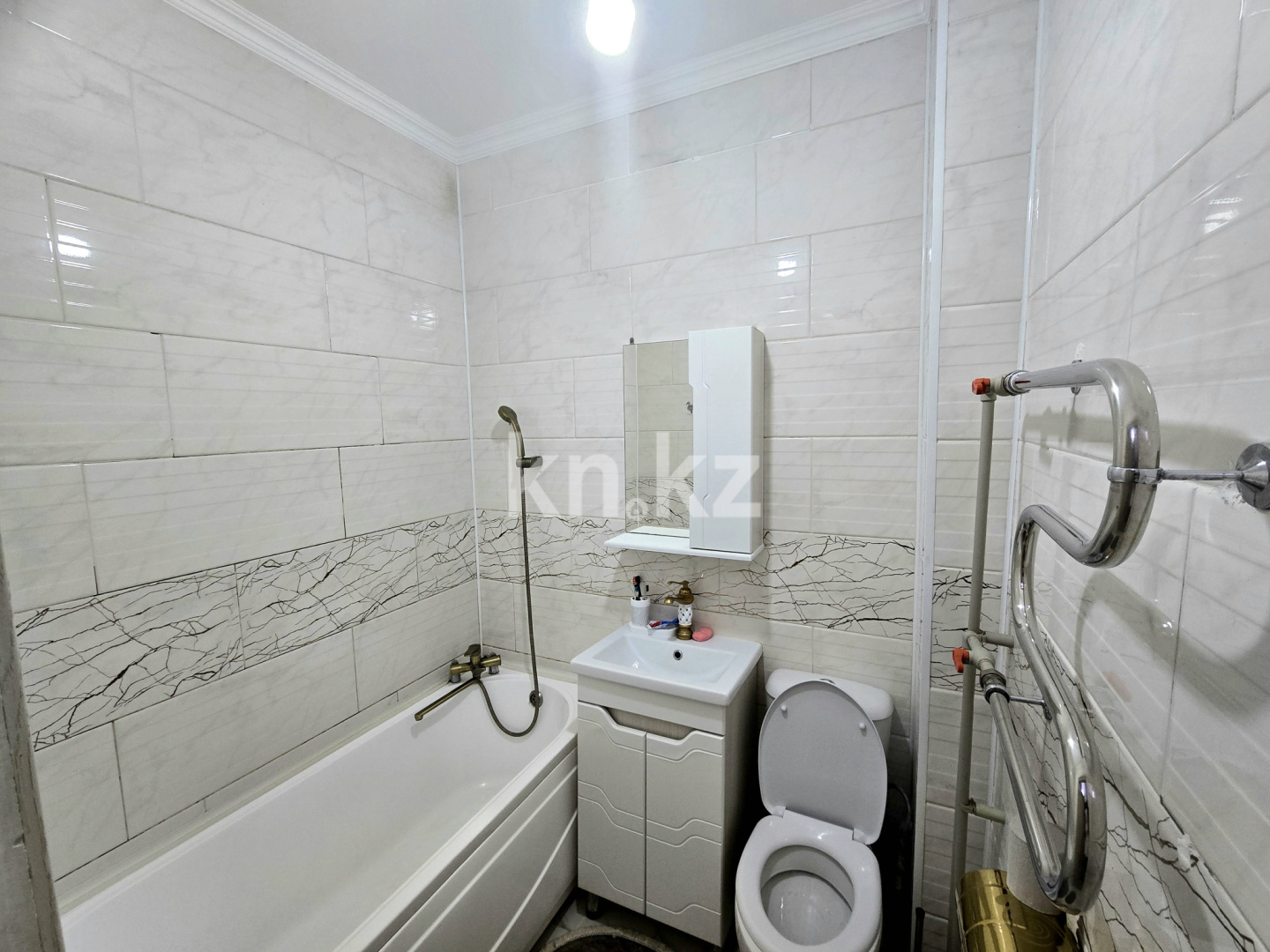 Продажа 2-комнатной квартиры, 50 м², мкр-н 21-й, дом  4а в Шымкенте - фото 10