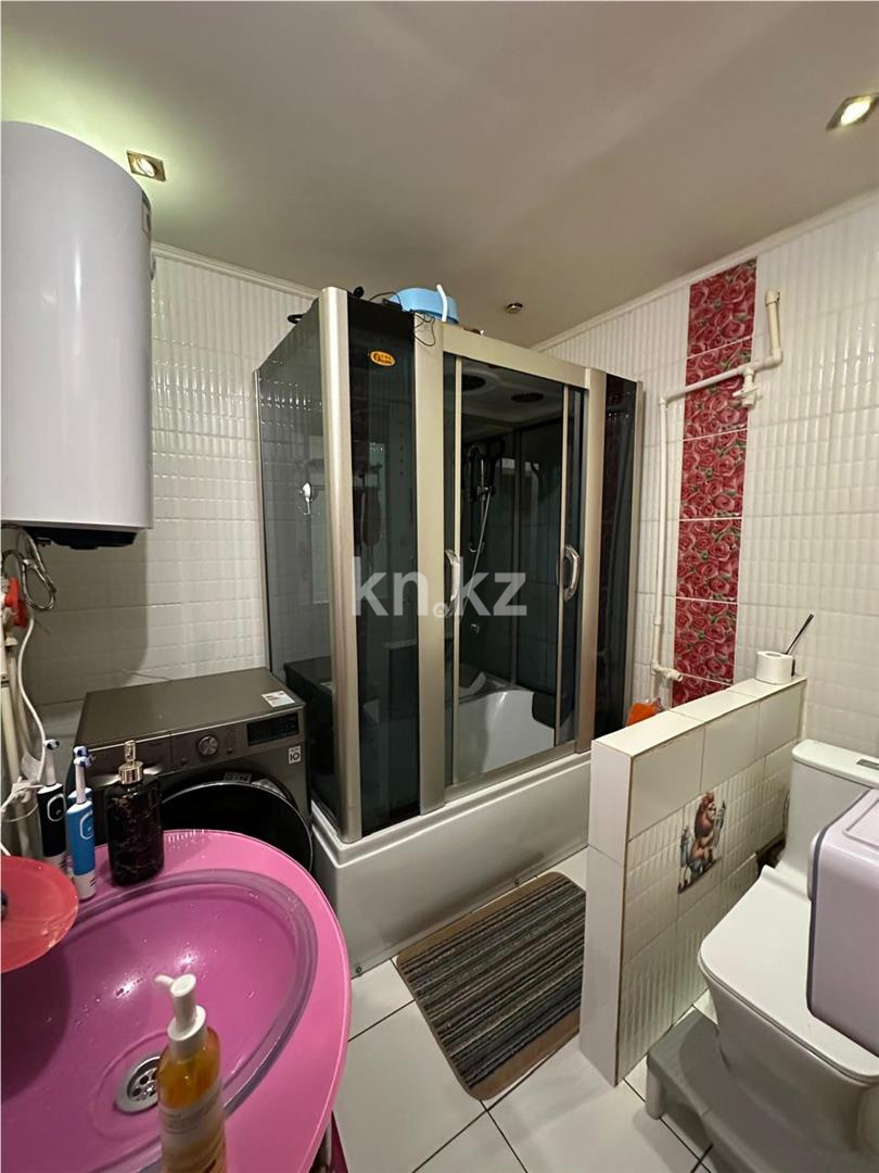 Продажа 2-комнатной квартиры, 43 м², мкр-н 23 в Караганде - фото 8