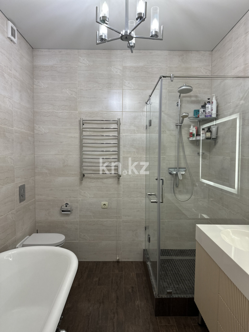 Продажа 3-комнатной квартиры, 134 м² в Алматы - фото 13