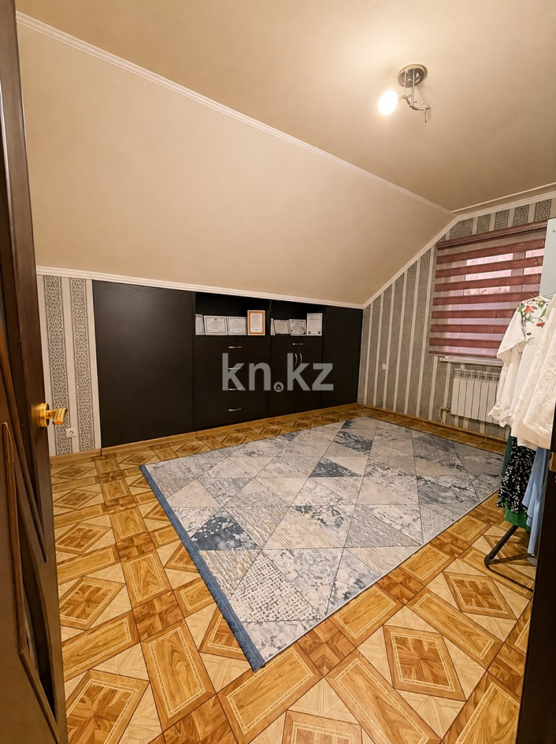 Продажа 4-комнатного дома, 139 м² в Алматы - фото 3