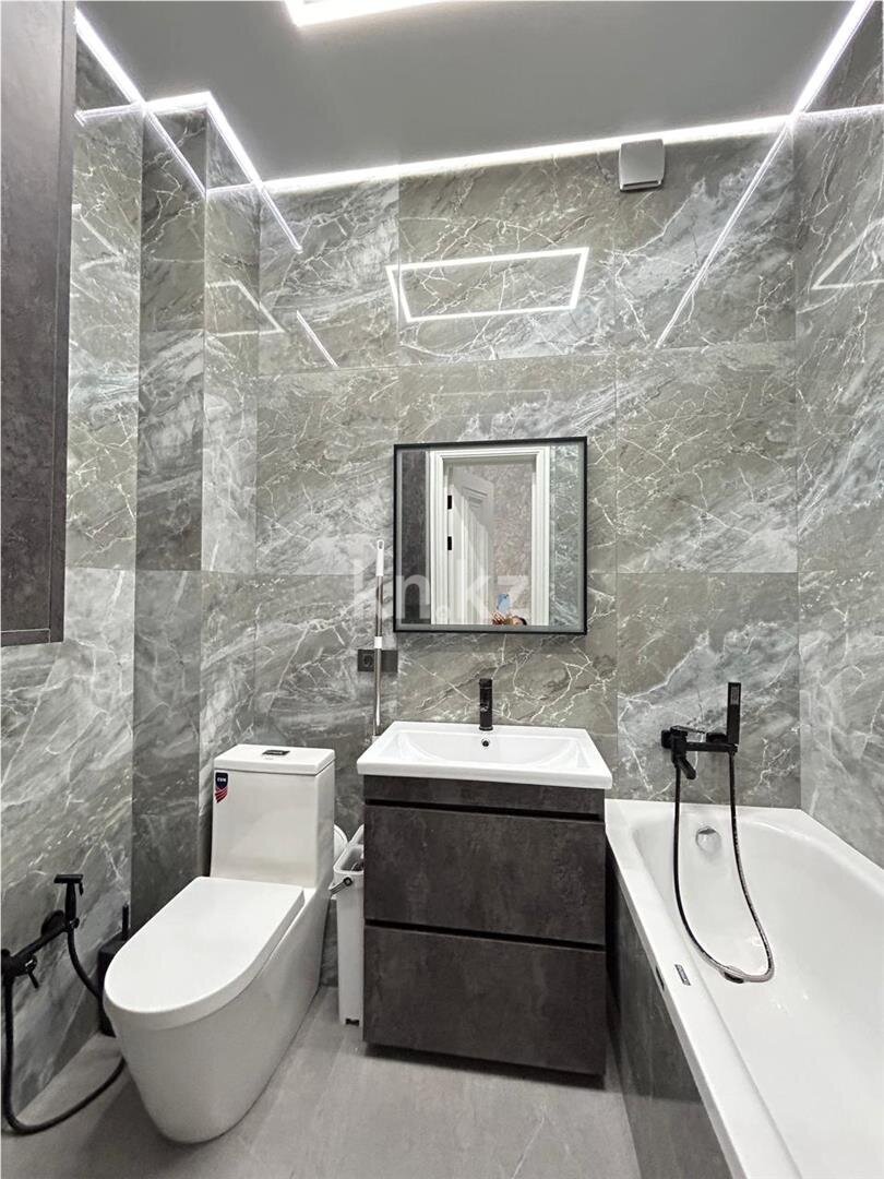 Продажа 3-комнатной квартиры, 60.7 м² в Астане - фото 17