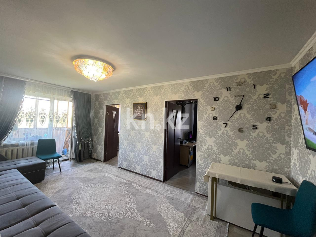 Продажа 4-комнатной квартиры, 63 м², пр. Строителей, дом  17 в Караганде - фото 3