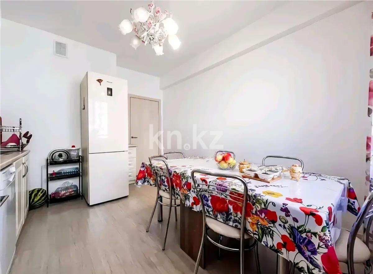 Продажа 3-комнатной квартиры, 84 м², Кульджинский тракт, дом  16/15 в Алматы - фото 4