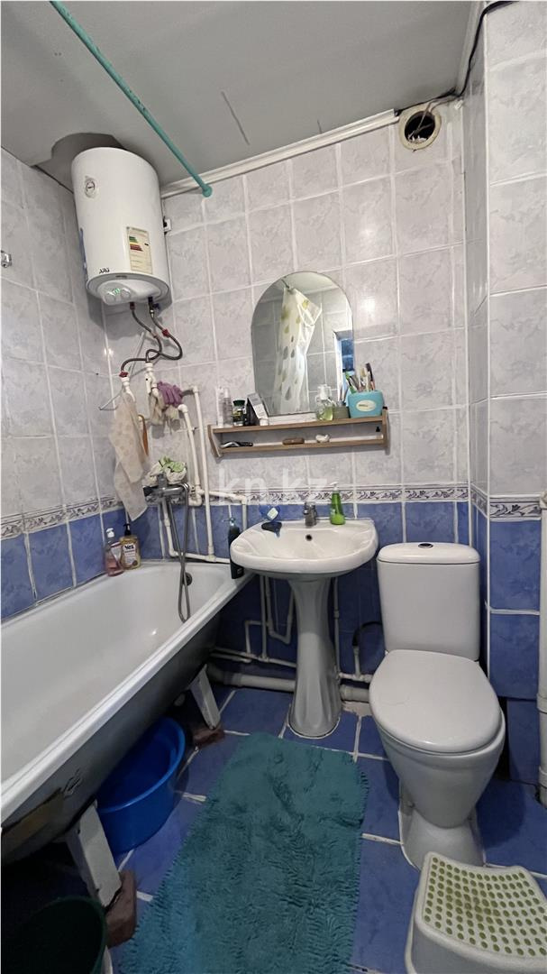 Продажа 3-комнатной квартиры, 66 м², 18-й мкр. в Караганде - фото 8