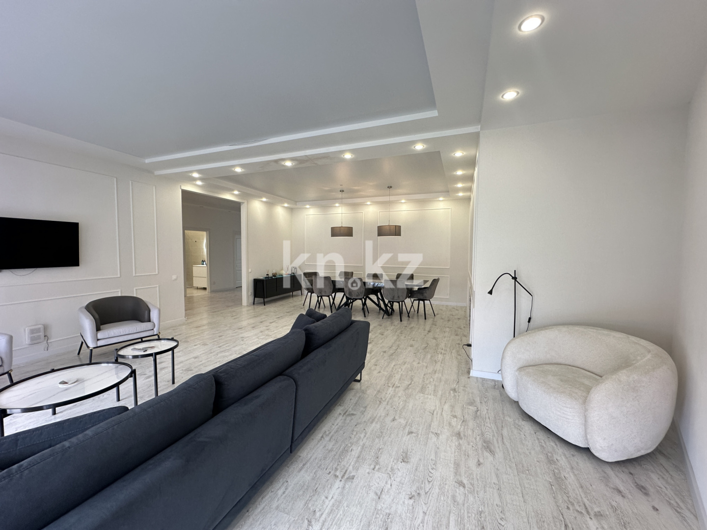 Продажа 4-комнатной квартиры, 198 м², ул. Ботаническая, дом  12/12 в Караганде - фото 5