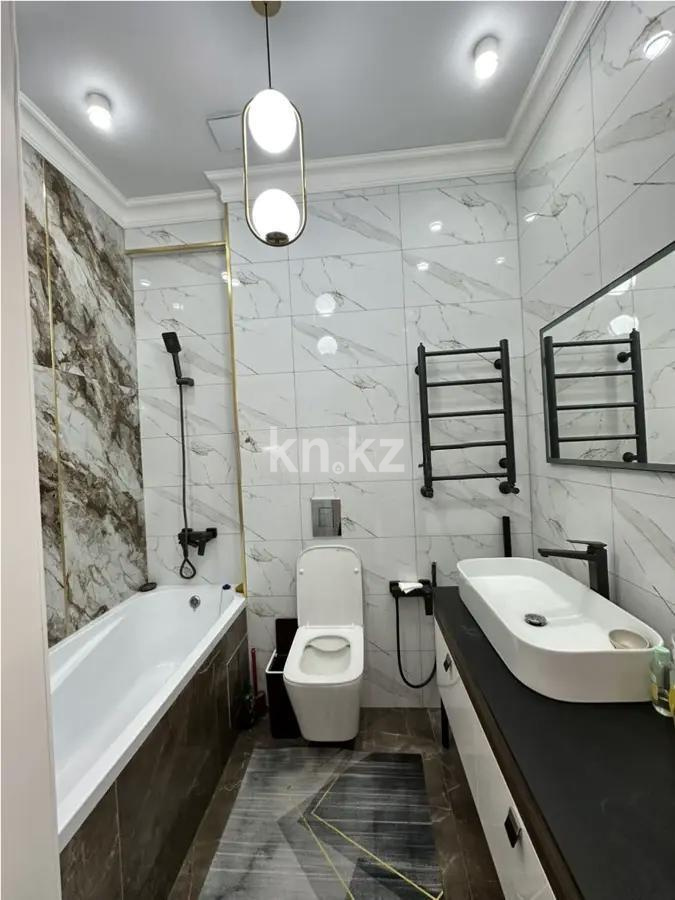 Продажа 3-комнатной квартиры, 87 м², ул. Досмухамедова, дом  20а в Алматы - фото 2