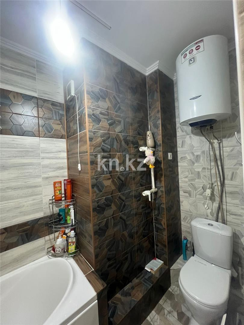 Продажа 2-комнатной квартиры, 70 м², мкр-н Шапагат, дом  8 в Караганде - фото 10