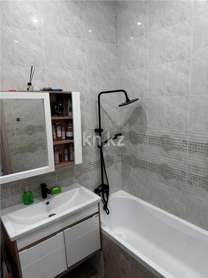 Продажа 3-комнатной квартиры, 84 м² в Караганде - фото 16