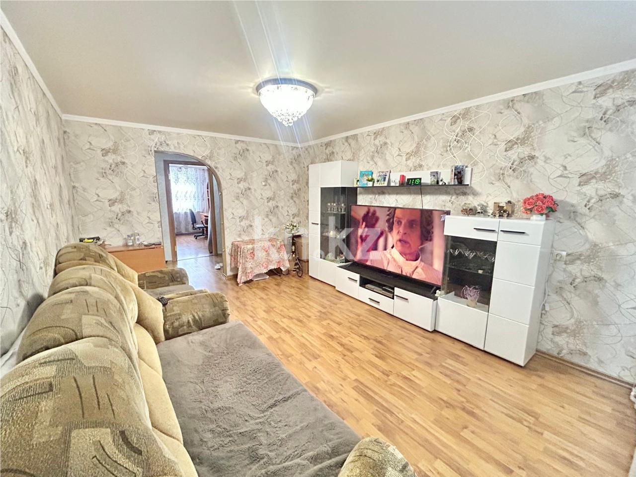 Продажа 3-комнатной квартиры, 62 м², ул. Ермекова в Караганде - фото 3