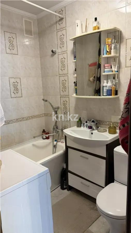 Продажа 3-комнатной квартиры, 63 м² в Алматы - фото 4