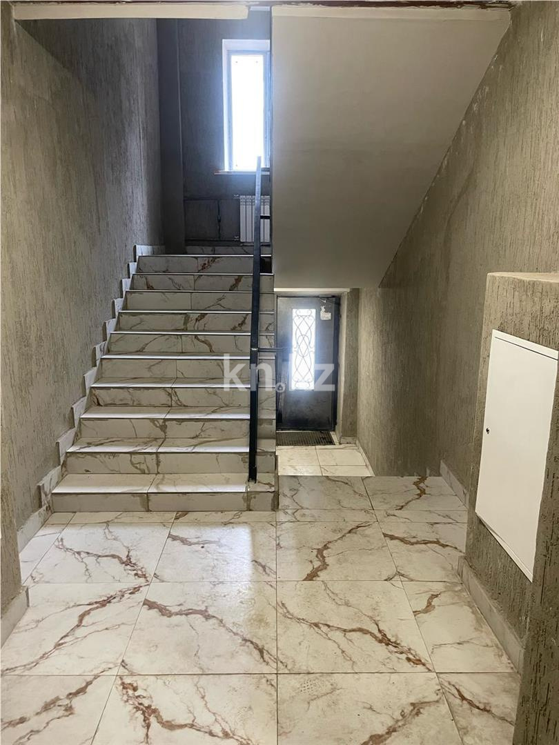 Продажа 1-комнатной квартиры, 52 м², ул. Анжерская в Караганде - фото 13