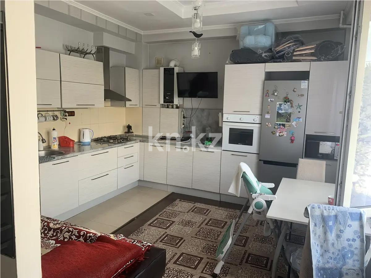 Продажа 2-комнатной квартиры, 72 м², ул. Шамшырак, дом  1 в Алматы - фото 2