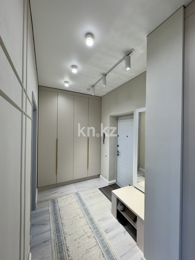 Продажа 1-комнатной квартиры, 40.2 м², ул. Кабанбай батыра, дом  252 - ул. Айтиева в Алматы - фото 2