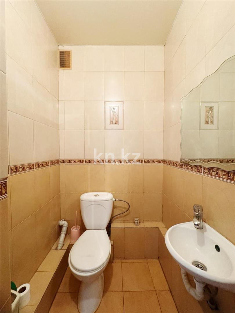 Продажа 3-комнатной квартиры, 98 м², ул. Сауран в Астане - фото 10