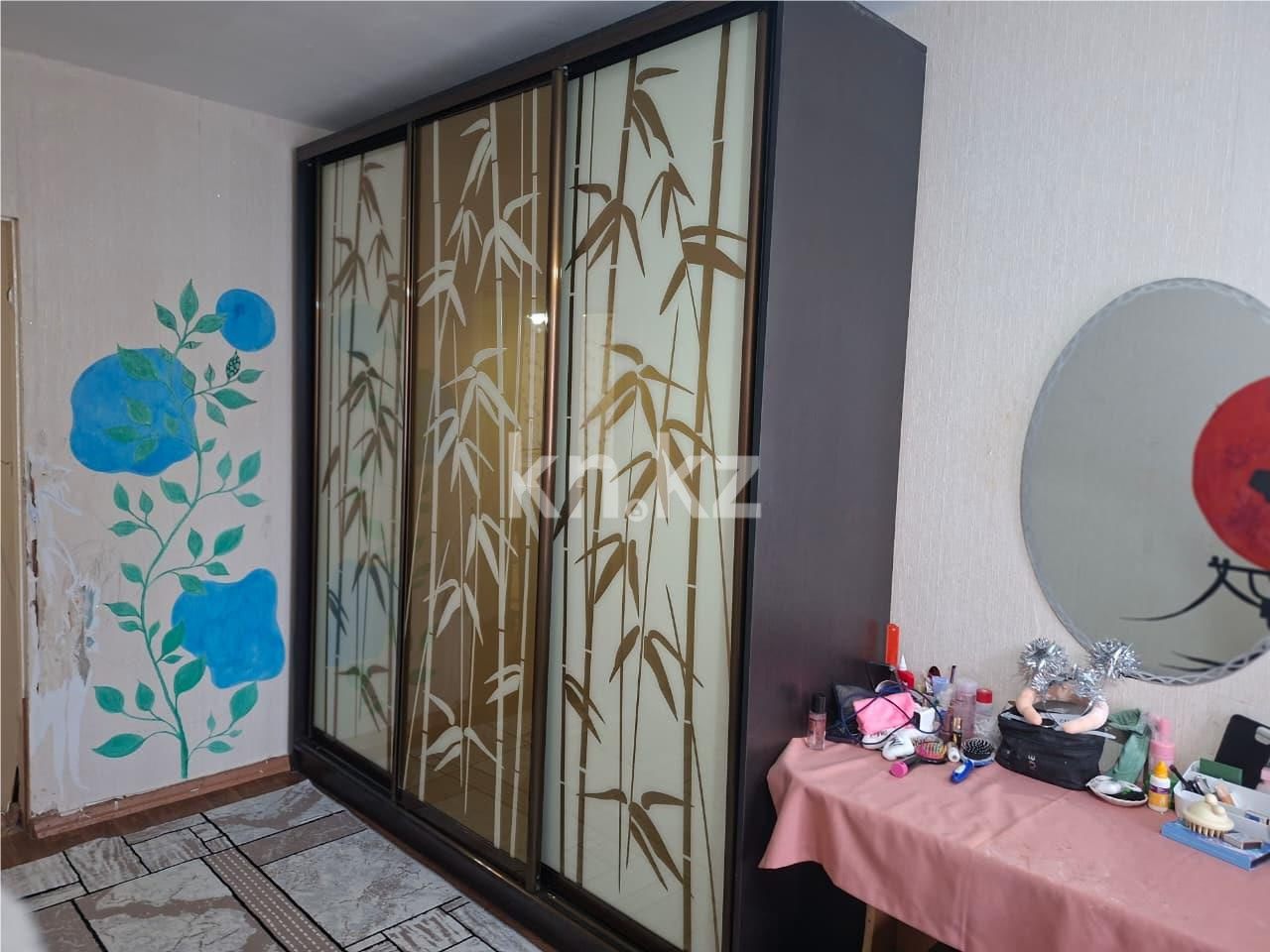 Продажа 3-комнатной квартиры, 58 м², ул. Мустафина в Караганде