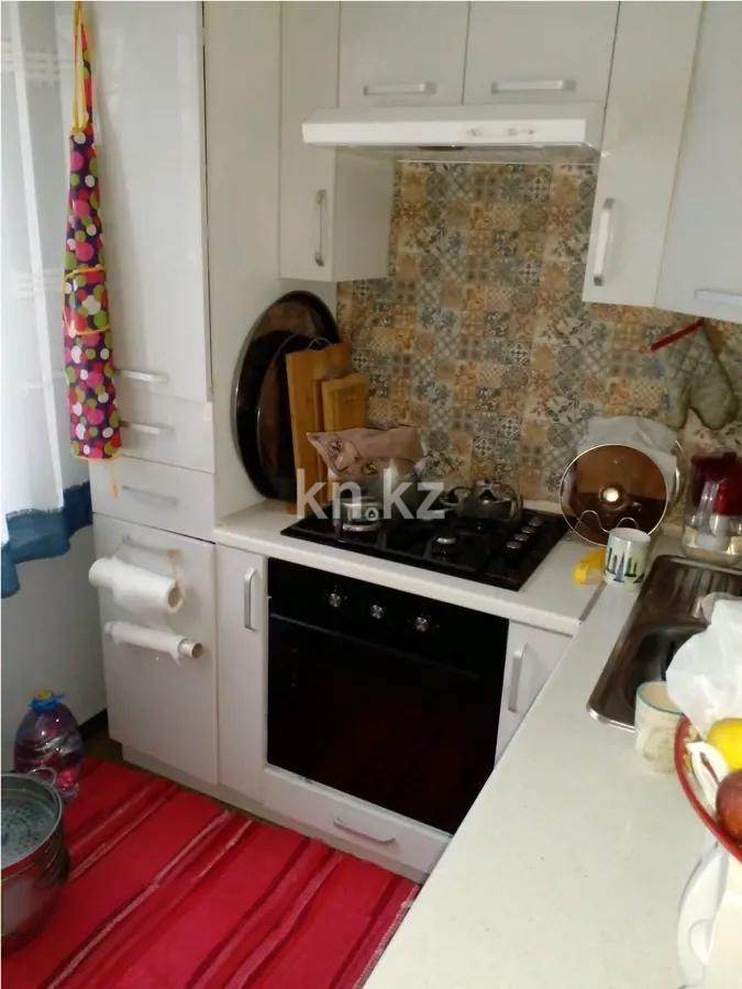 Продажа 3-комнатной квартиры, 62 м², мкр-н 2, дом  3 в Алматы - фото 3