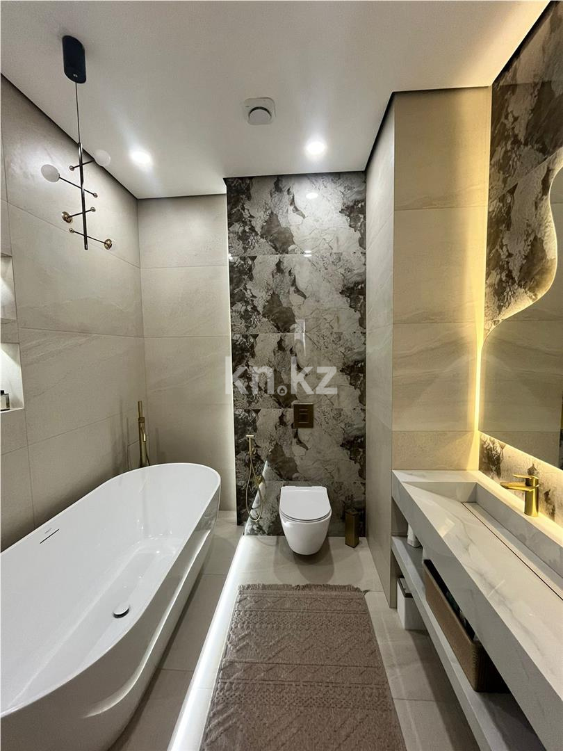 Продажа 4-комнатной квартиры, 130 м² в Астане - фото 18