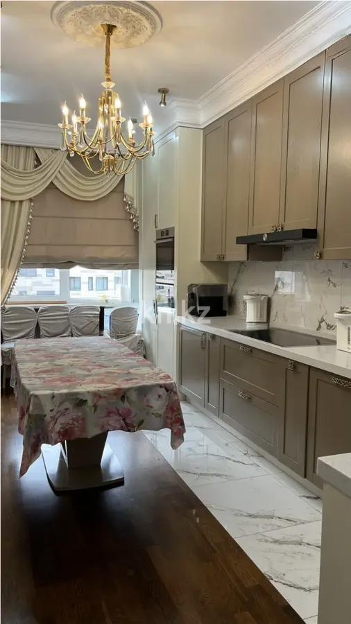 Продажа 4-комнатной квартиры, 146.8 м² в Алматы - фото 3