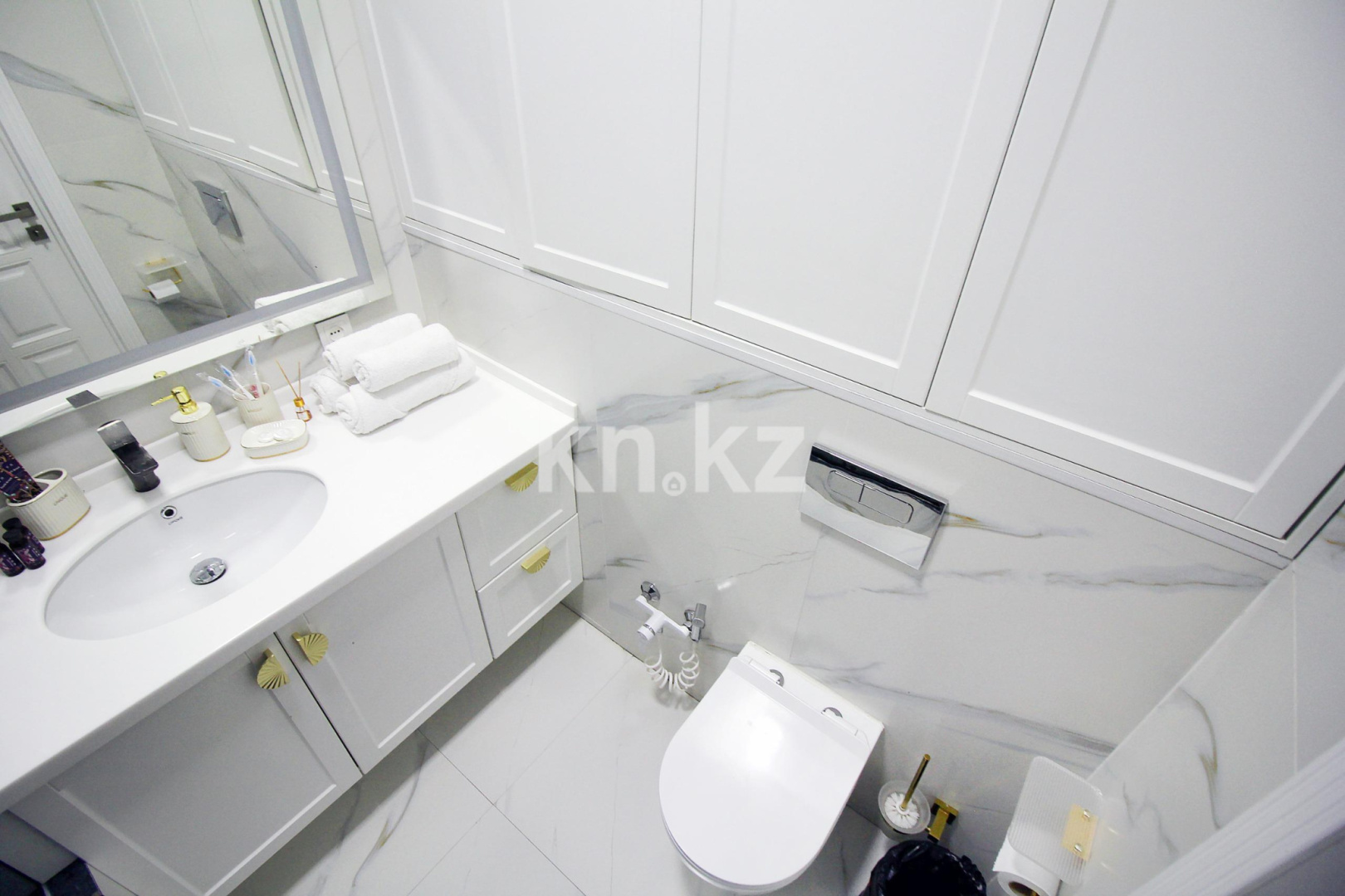 Аренда 2-комнатной квартиры посуточно, 50 м² в Алматы - фото 17