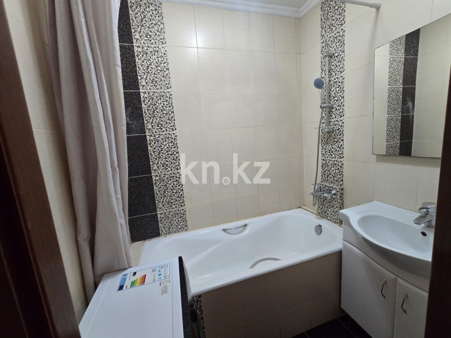 Продажа 2-комнатной квартиры, 61 м² в Алматы - фото 8